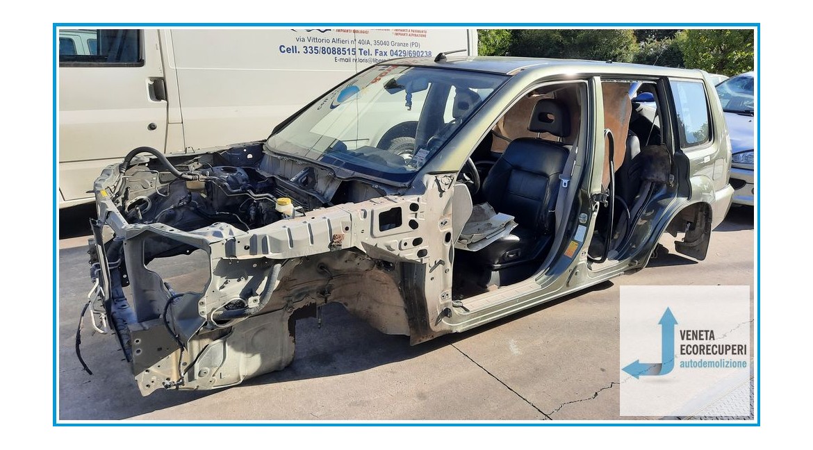 NISSAN X-TRAIL T30 del 2004 parti usate e ricambi - Tipo Motore YD22
