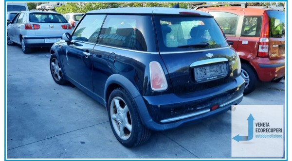 MINI MINI R50/R53 del 2004 parti usate e ricambi - Tipo Motore W10B16A