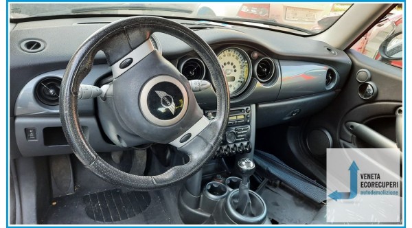 MINI MINI R50/R53 del 2004 parti usate e ricambi - Tipo Motore W10B16A