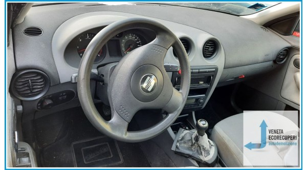 SEAT IBIZA 6L del 2003 parti usate e ricambi - Tipo Motore AMF