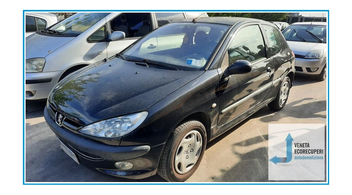 PEUGEOT 206 del 2004 parti usate e ricambi - Tipo Motore 8HX
