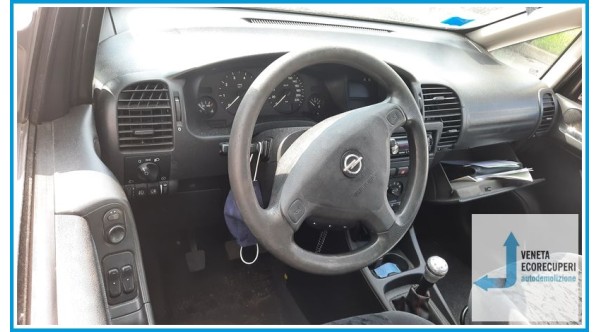 OPEL ZAFIRA T98 del 2003 parti usate e ricambi