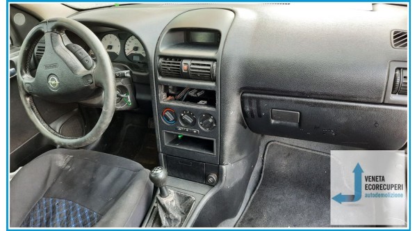 OPEL ASTRA T98 del 2000 parti usate e ricambi - Tipo Motore Y20DTH