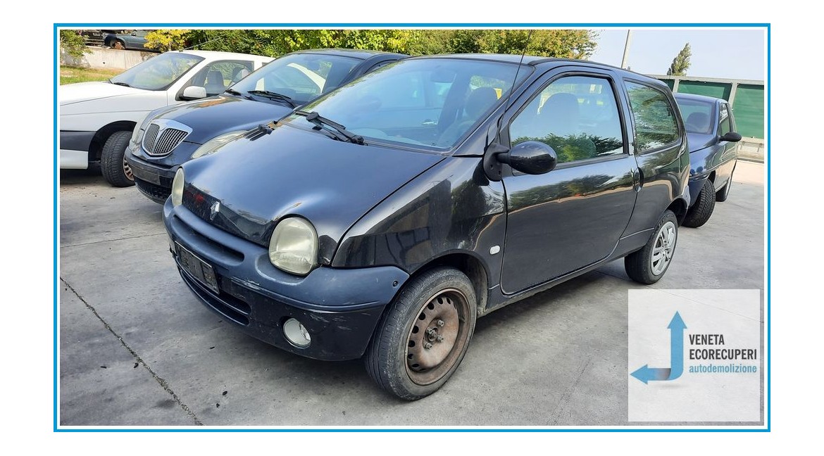 RENAULT TWINGO 1a Serie  del 2002 parti usate e ricambi - Tipo Motore D7FF7