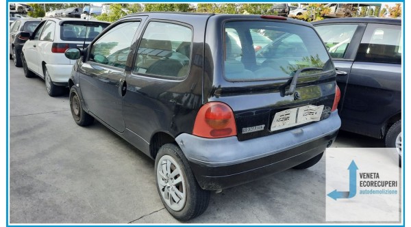 RENAULT TWINGO 1a Serie  del 2002 parti usate e ricambi - Tipo Motore D7FF7