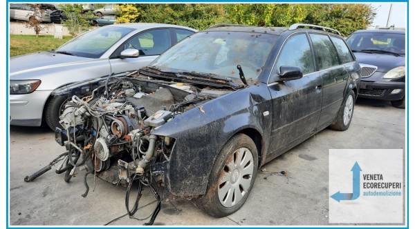 AUDI A6 4B del 2002 parti usate e ricambi - Tipo Motore AYM