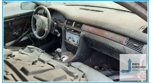AUDI A6 4B del 2002 parti usate e ricambi - Tipo Motore AYM