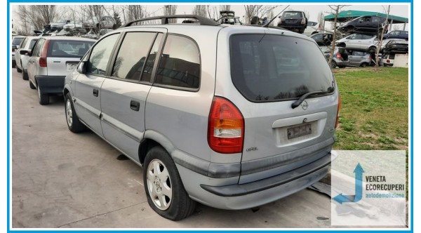 OPEL ZAFIRA T98 del 2000 parti usate e ricambi