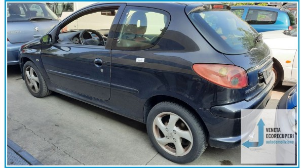 PEUGEOT 206  del 2005 parti usate e ricambi - Tipo Motore 9HZ