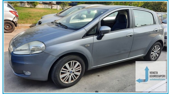 FIAT GRANDE PUNTO 2Y del 2007 parti usate e ricambi - Tipo Motore 199A3000