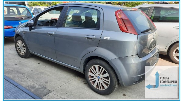 FIAT GRANDE PUNTO 2Y del 2007 parti usate e ricambi - Tipo Motore 199A3000