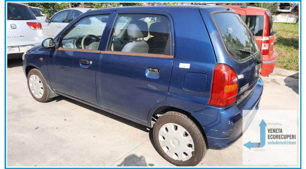 SUZUKI ALTO  del 2003 parti usate e ricambi - Tipo Motore F10D