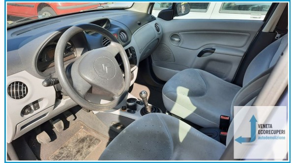 CITROEN C3 1a Serie  del 2003 parti usate e ricambi - Tipo Motore 8HX