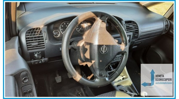 OPEL ZAFIRA T98 del 2005 parti usate e ricambi