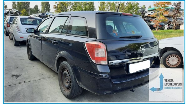 OPEL ASTRA A04 del 2009 parti usate e ricambi - Tipo Motore Z17DTR