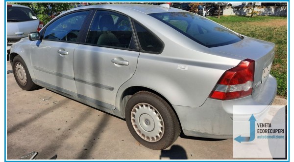 VOLVO S40  del 2006 parti usate e ricambi - Tipo Motore D4164T