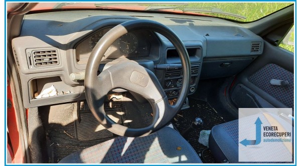 PEUGEOT 106  del 1993 parti usate e ricambi - Tipo Motore CDZ
