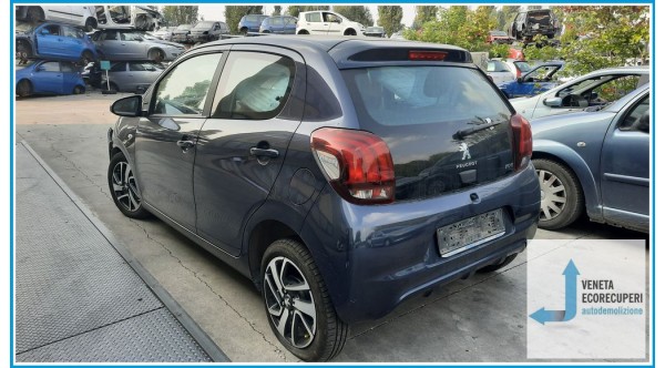 PEUGEOT 108  del 2015 parti usate e ricambi - Tipo Motore HM01