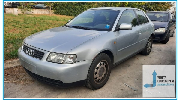 AUDI A3 8L del 1998 parti usate e ricambi - Tipo Motore AKL