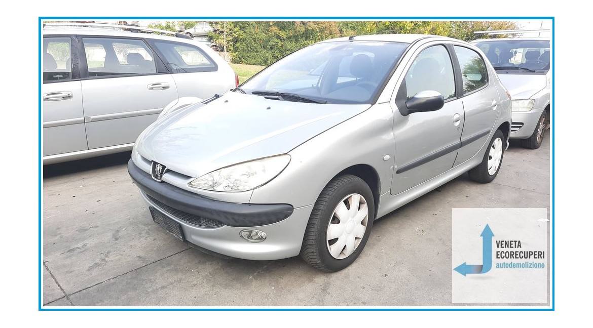 PEUGEOT 206  del 2004 parti usate e ricambi - Tipo Motore 8HX