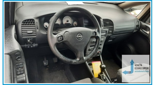 OPEL ZAFIRA T98 del 2004 parti usate e ricambi