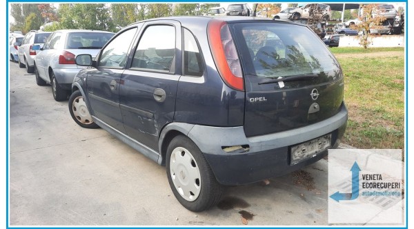 OPEL CORSA X01 del 2001 parti usate e ricambi - Tipo Motore Z10XE