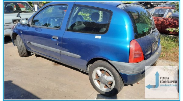 RENAULT CLIO 2a Serie  del 1999 parti usate e ricambi - Tipo Motore K4MG7