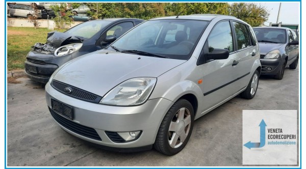 FORD FIESTA CBK del 2004 parti usate e ricambi - Tipo Motore FUJA