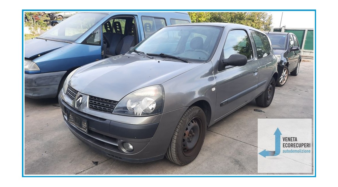 RENAULT CLIO 2a Serie  del 2003 parti usate e ricambi - Tipo Motore D4FB7