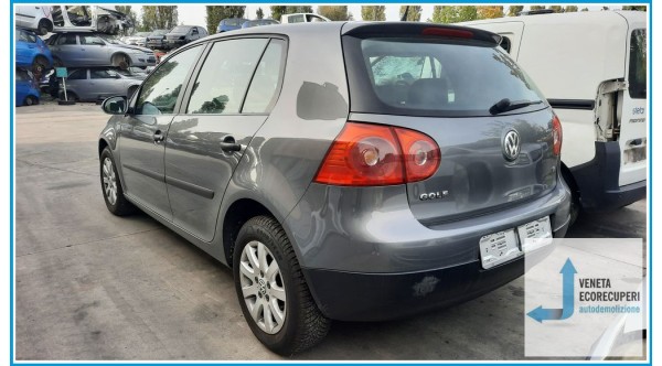 VOLKSWAGEN GOLF 1K del 2005 parti usate e ricambi - Tipo Motore BSE