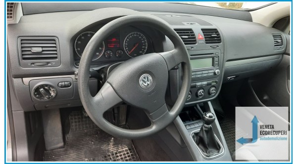 VOLKSWAGEN GOLF 1K del 2005 parti usate e ricambi - Tipo Motore BSE