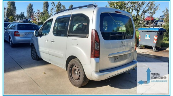 PEUGEOT PARTNER TEPEE B9 del 2012 parti usate e ricambi - Tipo Motore 9H06