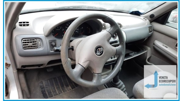 NISSAN MICRA K11E del 2000 parti usate e ricambi