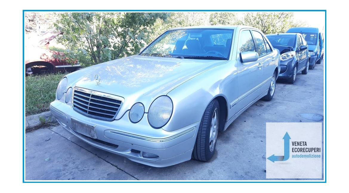 MERCEDES-BENZ Classe E W/S210 del 2000 parti usate e ricambi - Tipo Motore 612961