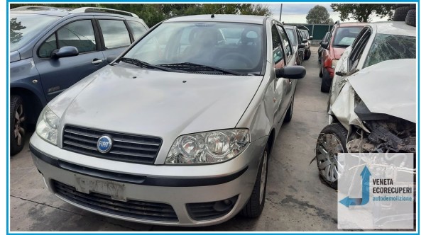 FIAT PUNTO 1N/1P del 2005 parti usate e ricambi - Tipo Motore 188A4000