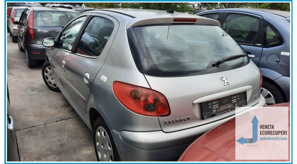 PEUGEOT 206  del 2006 parti usate e ricambi - Tipo Motore KFW