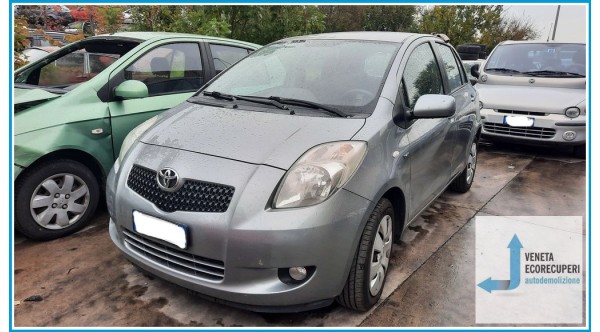 TOYOTA YARIS  del 2006 parti usate e ricambi - Tipo Motore 1NDTV