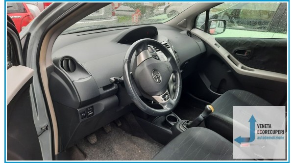 TOYOTA YARIS  del 2006 parti usate e ricambi - Tipo Motore 1NDTV