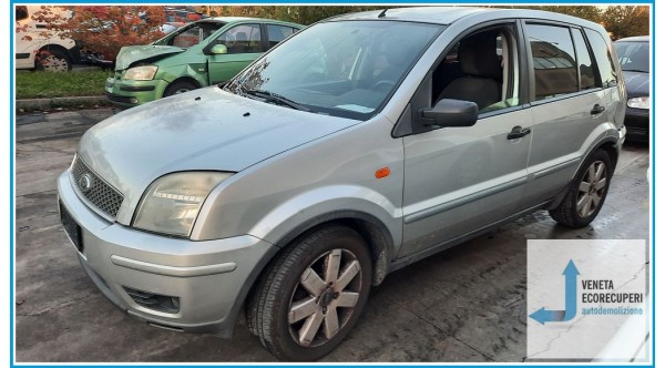FORD FUSION CBK del 2005 parti usate e ricambi - Tipo Motore FXJA