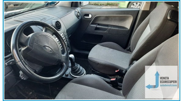 FORD FUSION CBK del 2005 parti usate e ricambi - Tipo Motore FXJA