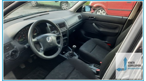 VOLKSWAGEN GOLF 1J del 1999 parti usate e ricambi - Tipo Motore AHW
