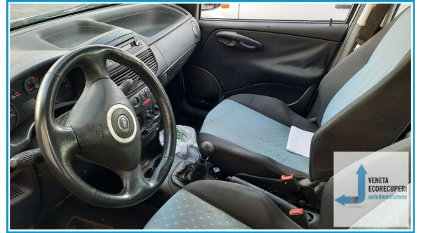 FIAT PUNTO 1N/1P del 2005 parti usate e ricambi - Tipo Motore 188A4000