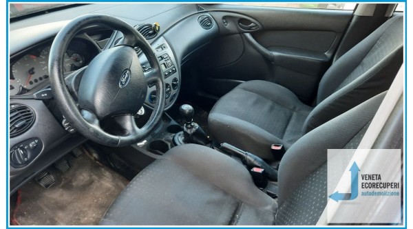 FORD FOCUS CAK del 2003 parti usate e ricambi - Tipo Motore FFDA
