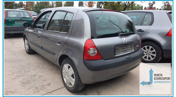 RENAULT CLIO 2a Serie  del 2002 parti usate e ricambi - Tipo Motore K9KA7