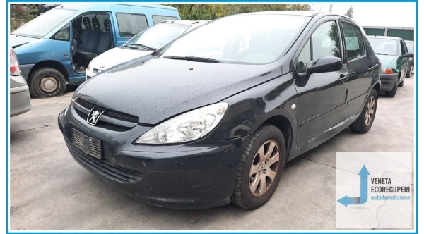 PEUGEOT 307  del 2005 parti usate e ricambi - Tipo Motore 8HZ