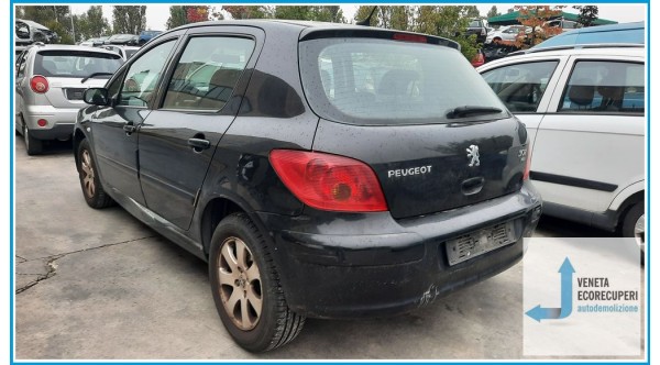 PEUGEOT 307  del 2005 parti usate e ricambi - Tipo Motore 8HZ