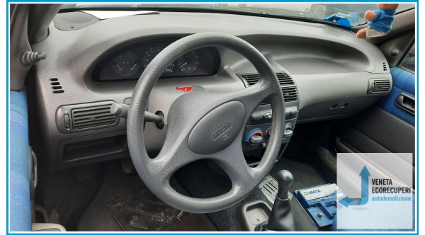 FIAT PUNTO 1a Serie  del 1998 parti usate e ricambi - Tipo Motore 176B2000