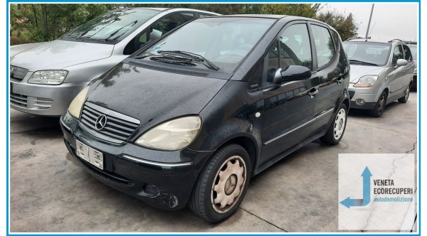 MERCEDES-BENZ Classe A W168 del 2001 parti usate e ricambi - Tipo Motore 668942