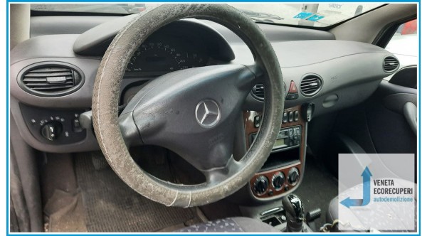 MERCEDES-BENZ Classe A W168 del 2001 parti usate e ricambi - Tipo Motore 668942