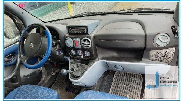 FIAT DOBLO' 2W del 2004 parti usate e ricambi - Tipo Motore 188A9000